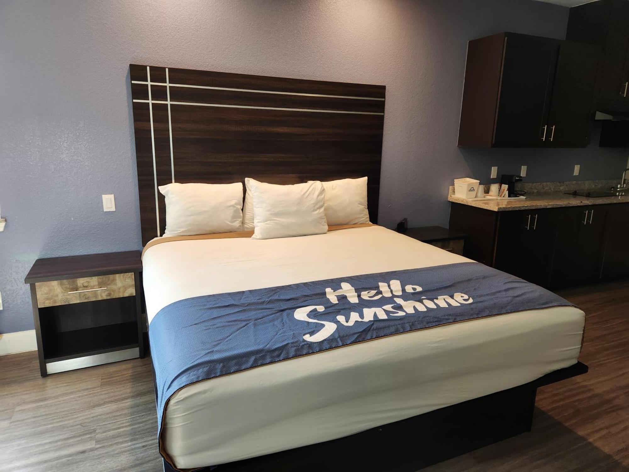 Days Inn & Suites By Wyndham La Porte Exteriér fotografie