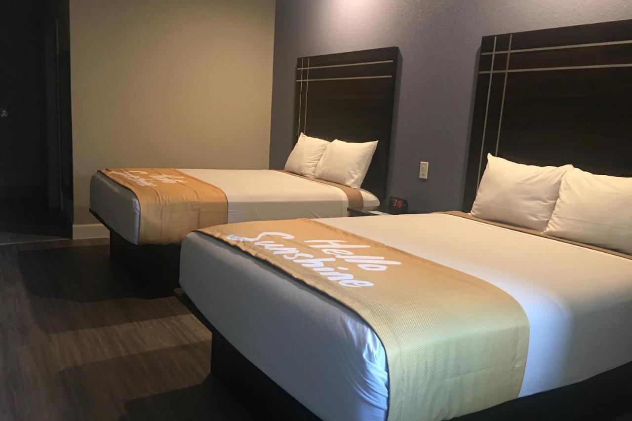 Days Inn & Suites By Wyndham La Porte Exteriér fotografie